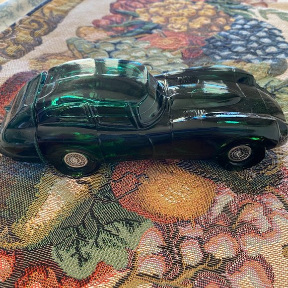 Vintage 1970s AVON Glass Jaguar XK-E Collectable Decanter with After Shave - Picture 2 of 10